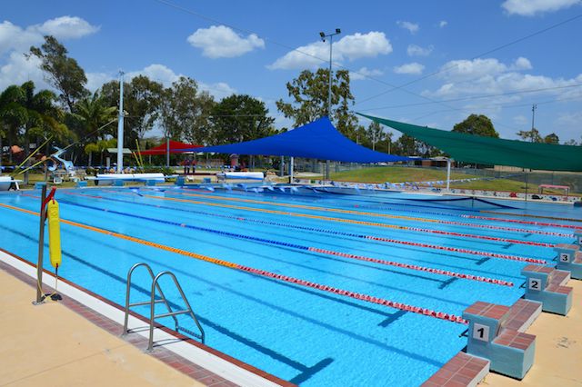25m Outdoor Heated Pool